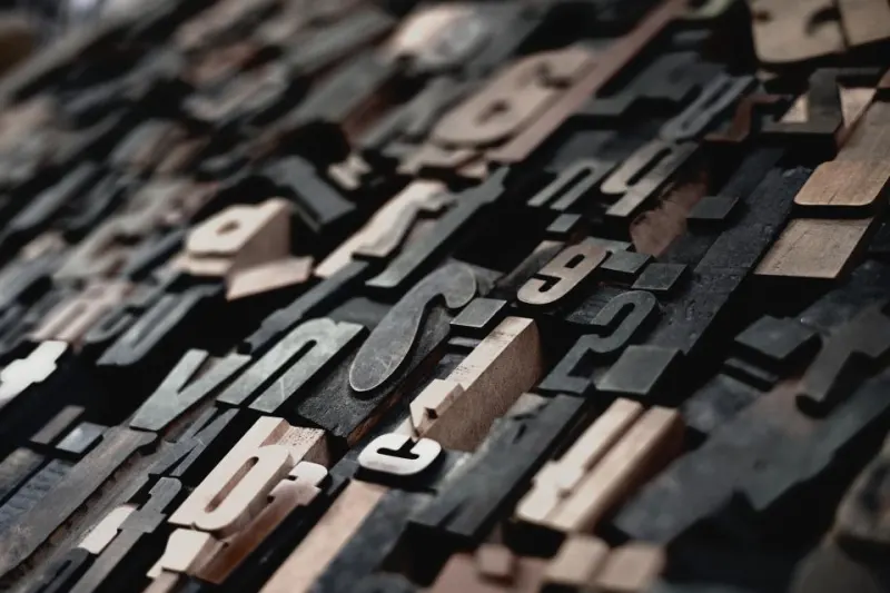 Convertitore che mette in maiuscolo la prima lettera di ogni parola