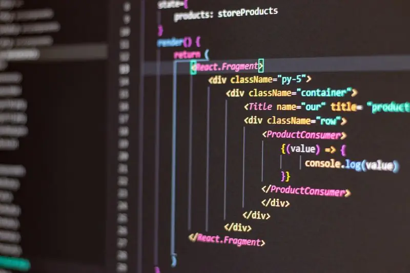 Risultato in PascalCase per il nome di un componente React